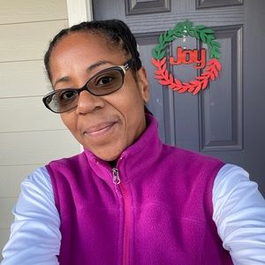 Meet your Posher, Leslie